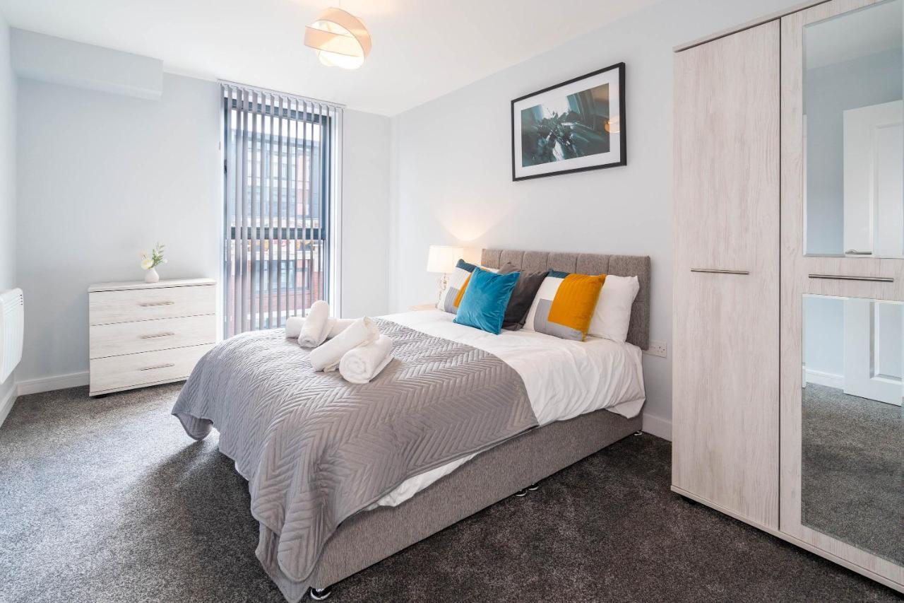 New Build - 2 Bed Snug Modern Apartment - Juliet Balcony - Roof Top Terrace - Digbeth, Birmingham City Centre - Free Netflix & Smart Tv Exterior photo